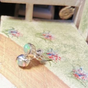 NATURAL ETHIOPIAN OPAL EARRINGS